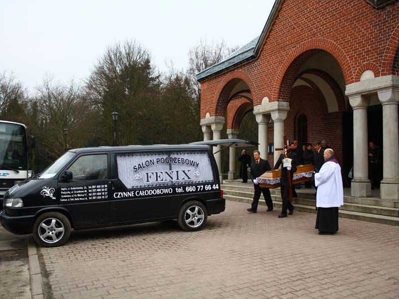 Ceremonie pogrzebowe Fenix